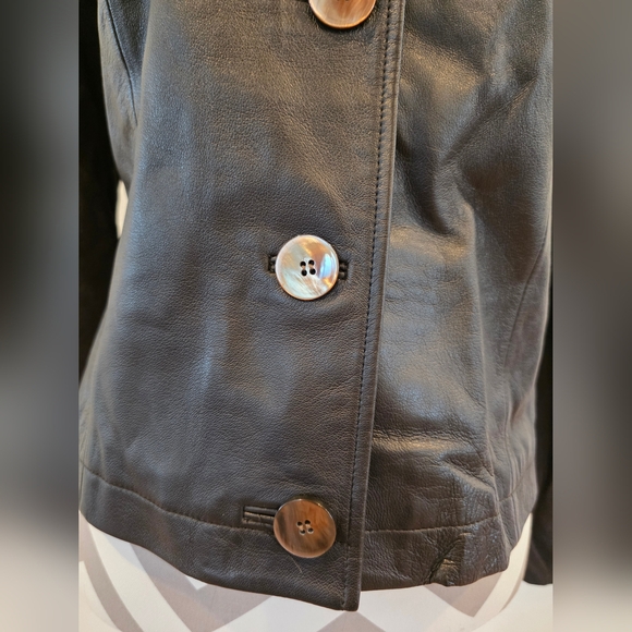 Anne Klein Women's Genuine Leather  Jacket  Sweater - Item 057 - Picture 13 of 14